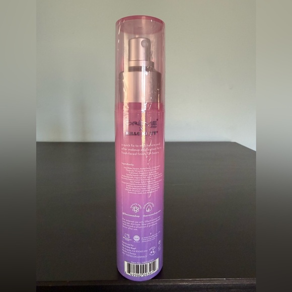 The Creme Shop x Hello Kitty Makeup Perfecting Mist - makeup setting spray, NEW - Picture 3 of 4